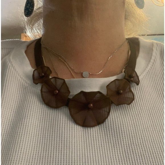 Sarah Cavender Mesh Metalworks Flower Necklace - Picture 10 of 10